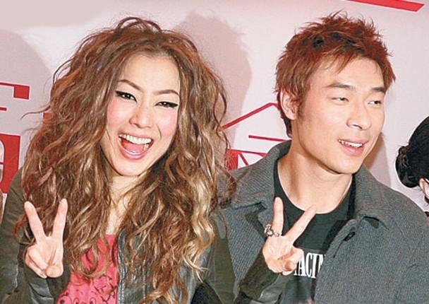 Hứa Chí An 7 lần quỳ cầu hôn Trịnh Tú Văn vẫn ngoại tình: Gần 30 năm yêu cũng chẳng bằng 16 phút ái ân cùng Á hậu?-11