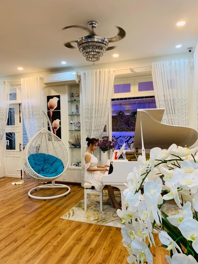 Vy Oanh khóc nghẹn kể việc bị kẻ xấu hãm hại khi mang thai, suýt vứt bỏ con vì trầm cảm-3