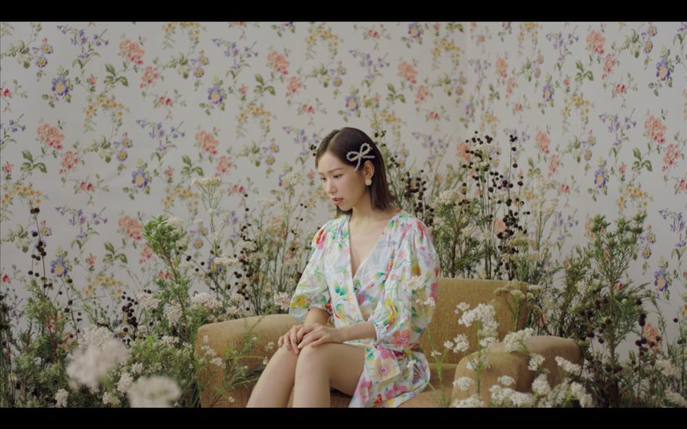 Đừng yêu nữa, em mệt rồi của MIN có thoát án đạo nhái sau lời giải thích của tác giả?-1