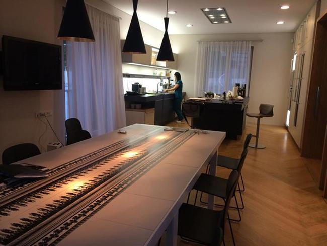 Thu Minh khoe hạnh phúc đời thường bên chồng con, Hari Won lại chỉ trầm trồ: Nhà chị đẹp quá-9