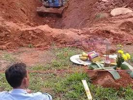 Tình tiết 'sốc' vụ người vợ bị chồng sát hại rồi cuốn chăn phi tang dưới giếng Tình tiết 'sốc' vụ người vợ bị chồng sát hại rồi cuốn chăn phi tang dưới giếng