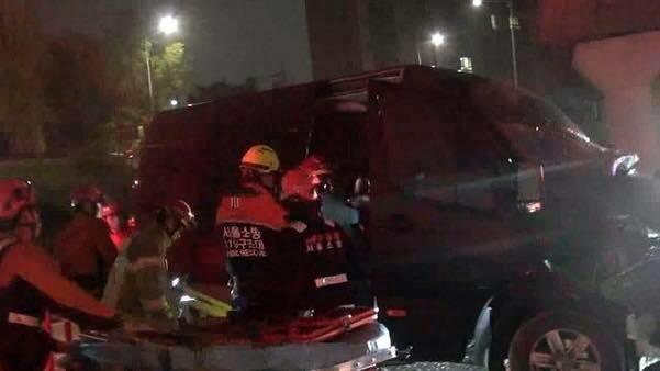 Nhóm nhạc nam Kpop bị tai nạn nghiêm trọng, quản lý qua đời-2