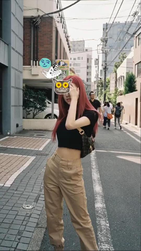 Loạt ảnh đời thường không photoshop của Black Pink: Không chỉ gương mặt mà body cũng đẹp cực phẩm-14