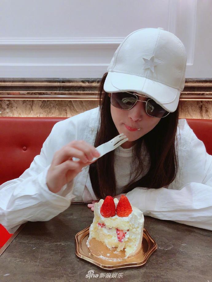 Người đẹp thị phi Trương Hinh Dư bí mật sinh con đầu lòng-4