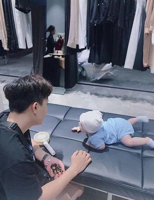 Liên tục đăng ảnh con gái vừa bụ bẫm lại cực xinh xắn, em gái Nhã Phương chính thức gia nhập team bỉm sữa nghiện khoe con-3