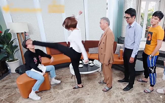 Diệu Nhi bị gia đình học trò đánh đến mức nhìn không ra-4