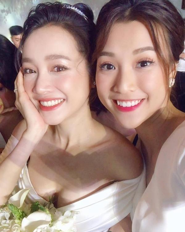 Liều mình đứng ngang dàn hoa hậu hot nhất showbiz Việt, nhan sắc của Nhã Phương xếp hạng thứ bao nhiêu?-11