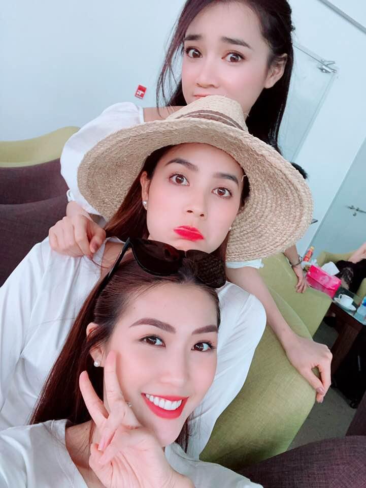 Liều mình đứng ngang dàn hoa hậu hot nhất showbiz Việt, nhan sắc của Nhã Phương xếp hạng thứ bao nhiêu?-6