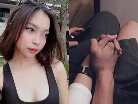Nhật Lê bất ngờ nhắc về chàng trai đã yêu năm 17 tuổi mà lại khiến Quang Hải mát cả ruột gan Nhật Lê bất ngờ nhắc về chàng trai đã yêu năm 17 tuổi mà lại khiến Quang Hải mát cả ruột gan
