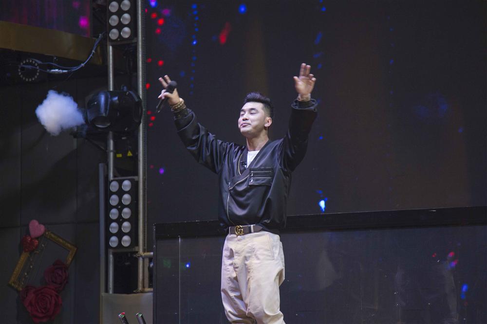 Giọng ca vỡ loa Ninh Dương Lan Ngọc phá nát bản hit đình đám một thời của Ưng Hoàng Phúc - HAT-2