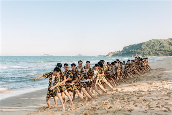 Sự thật chẳng ai ngờ đằng sau bộ ảnh kỷ yếu lộng lẫy đang bị dân mạng chỉ trích kịch liệt-9