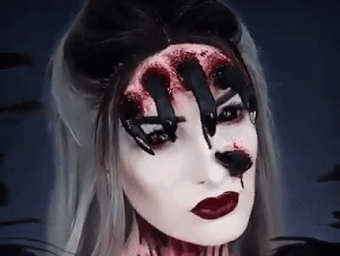 Thủ sẵn bí kíp hóa trang 'hú hồn' cho dịp team building ngày hè