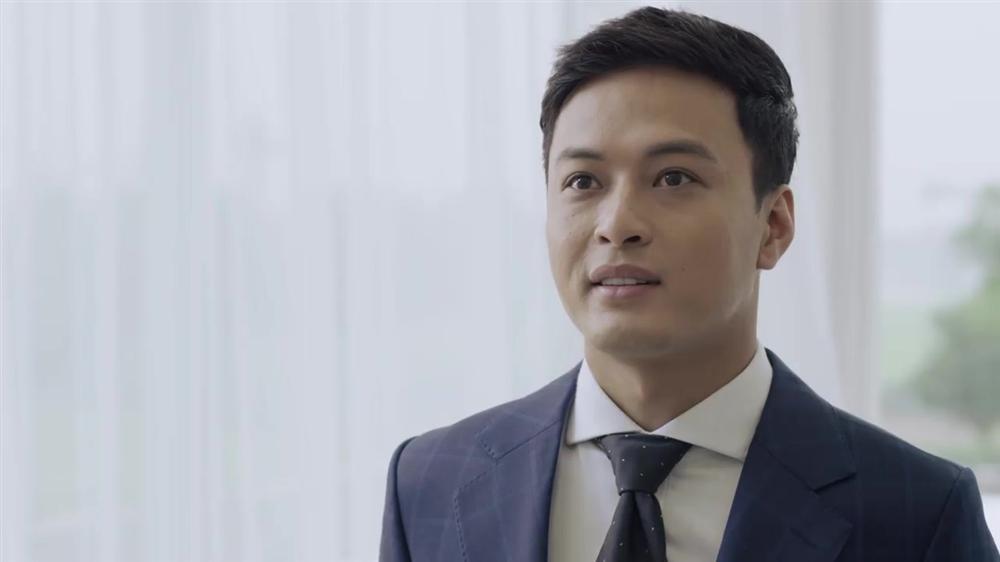 Hoàng Thùy Linh suýt được cầu hôn nhưng fans chỉ chú ý đến gương mặt tròn như cái đĩa-2