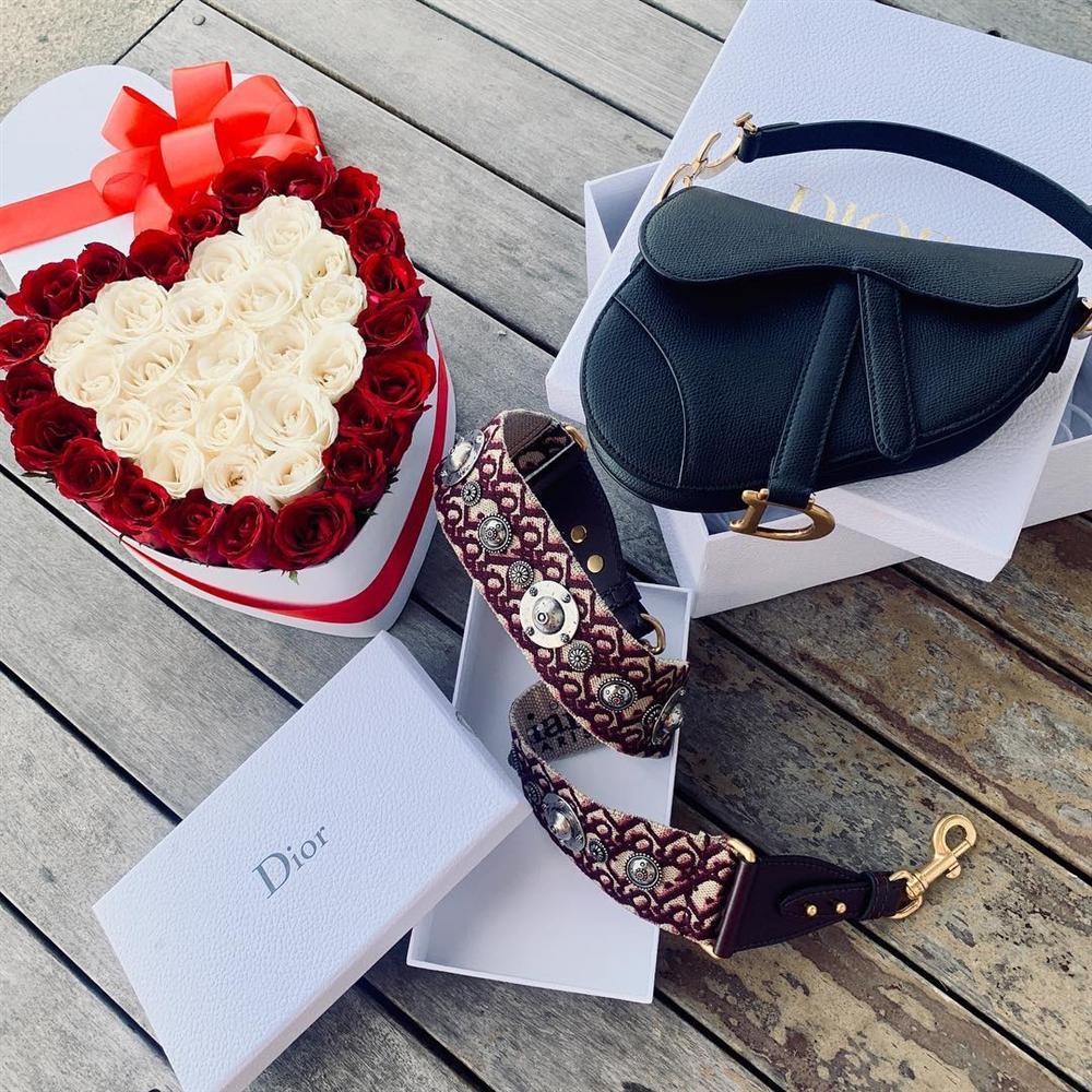 Minh Triệu khoe quà sinh nhật đặc biệt do Kỳ Duyên tình nguyện làm người vận chuyển-2