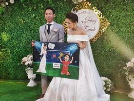 Đỗ Hùng Dũng điển trai trong đám cưới với bạn gái xinh đẹp Đỗ Hùng Dũng điển trai trong đám cưới với bạn gái xinh đẹp
