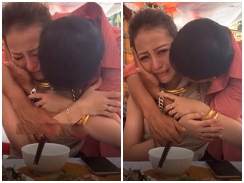 Ông bố xúc động khóc hết nước mắt tiễn 'con gái rượu' lấy chồng cách nhà 3km