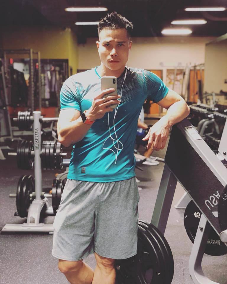 Sao Việt rũ bỏ hào quang sang Mỹ định cư dù bán mỹ phẩm, làm HLV thể hình-12