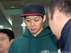 Yoochun bị tuyên bố dương tính với ma túy đá, cảnh sát xin lệnh bắt giữ