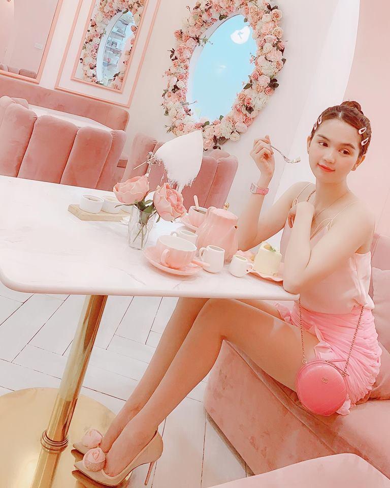 Chia sẻ đang ngời ngời hạnh phúc, Ngọc Trinh lại để lộ chi tiết khiến dân mạng nghi ngờ tình đã vỡ-1