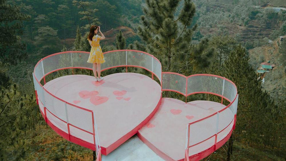 Chia sẻ đang ngời ngời hạnh phúc, Ngọc Trinh lại để lộ chi tiết khiến dân mạng nghi ngờ tình đã vỡ-6