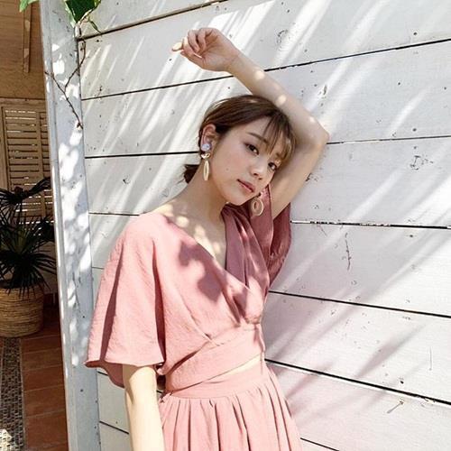 Nữ thần dự báo thời tiết Nhật Bản xinh đẹp, cao 1,71 m-6