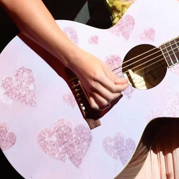 Chẳng phải đợi đến 26/4, Taylor Swift thời Speaknow hiện diện: Đĩa nhạc đồng quê kế tiếp quá gần?-3