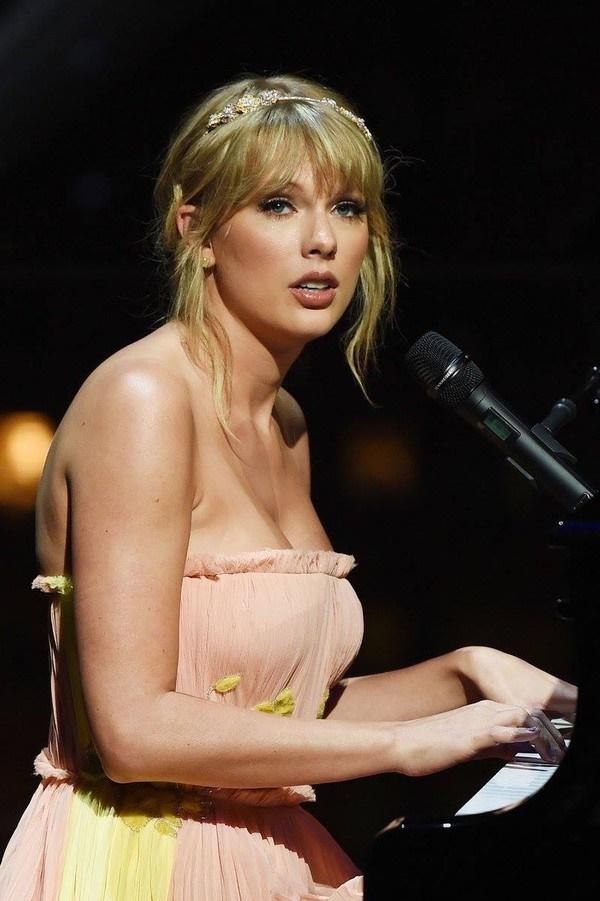 Chẳng phải đợi đến 26/4, Taylor Swift thời Speaknow hiện diện: Đĩa nhạc đồng quê kế tiếp quá gần?-4