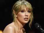 Chẳng phải đợi đến 26/4, Taylor Swift thời 'Speaknow' hiện diện: Đĩa nhạc đồng quê kế tiếp quá gần?