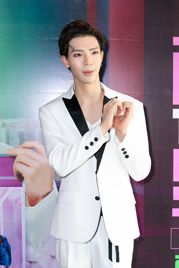 Erik: Tôi chưa bao giờ coi Chi Pu là đối thủ để phải cạnh tranh bằng chiêu trò-3