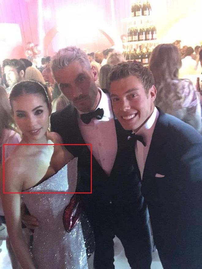 Phạm Hương thông báo trở về Việt Nam nhưng ai nấy chỉ quan tâm sắc vóc hoa hậu sao giống y chang mẹ bỉm sữa-3