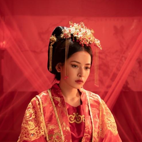 Thay Chi Pu vào vai Cám trong MV mới, Lan Khuê suýt khiến vua ngất với biểu cảm không thể hài hơn-2