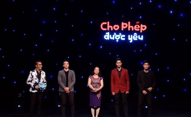 Mang cả đại gia đình đi làm ban cố vấn để hẹn hò nhưng ngoại hình cực phẩm của chàng thủ khoa mới là điều hút bão like-1