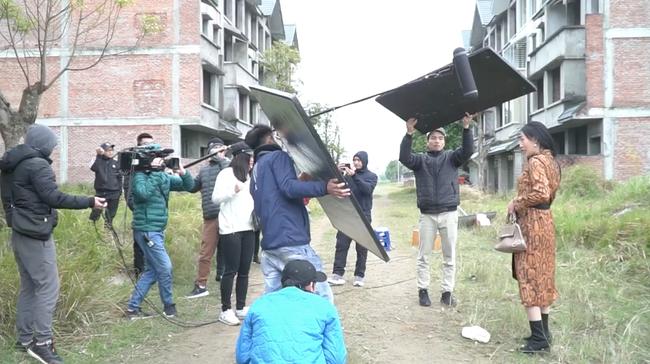 Nàng dâu Lan Phương lao vào đánh tiểu tam Phương Oanh rơi... bụng bầu giả-3