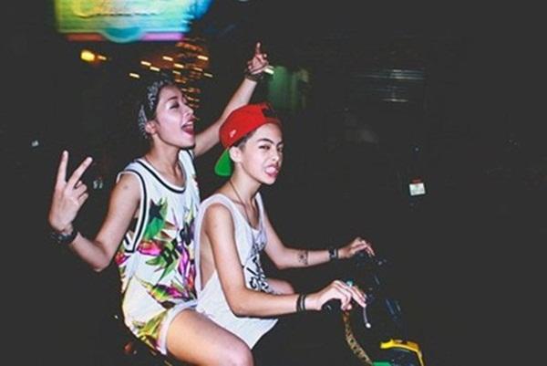 Nói không với mũ bảo hiểm khi xuống phố, dàn sao Việt gây phẫn nộ vì biết luật nhưng vẫn phạm luật-8