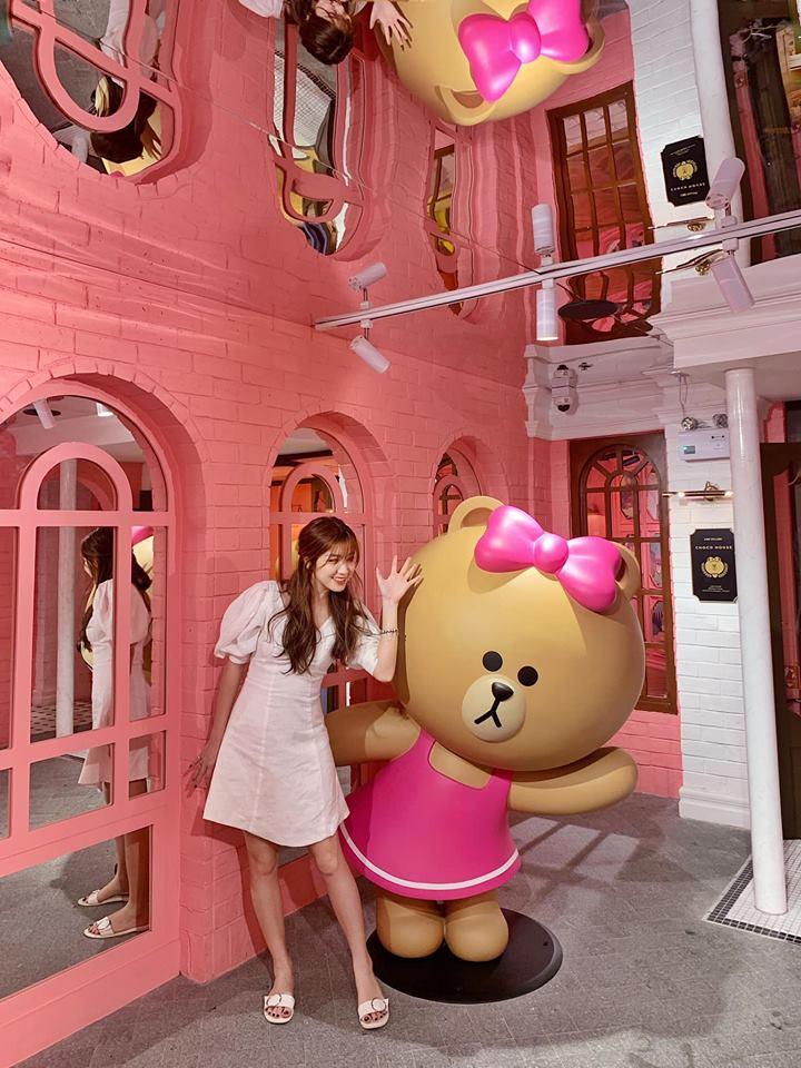 Nhật Lê tay xách nách mang nhưng vẫn cực đáng yêu ngày rời Thủ đô về quê nghỉ lễ-1