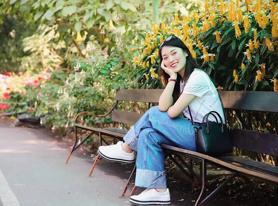 Nhật Lê tay xách nách mang nhưng vẫn cực đáng yêu ngày rời Thủ đô về quê nghỉ lễ-5