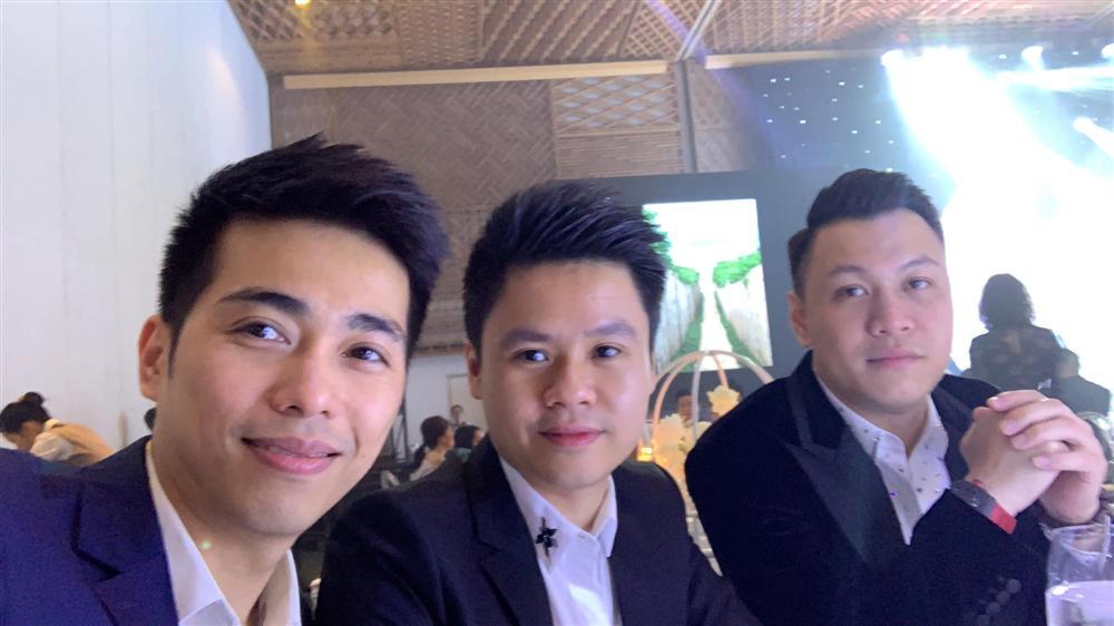 Nhật Lê tay xách nách mang nhưng vẫn cực đáng yêu ngày rời Thủ đô về quê nghỉ lễ-8