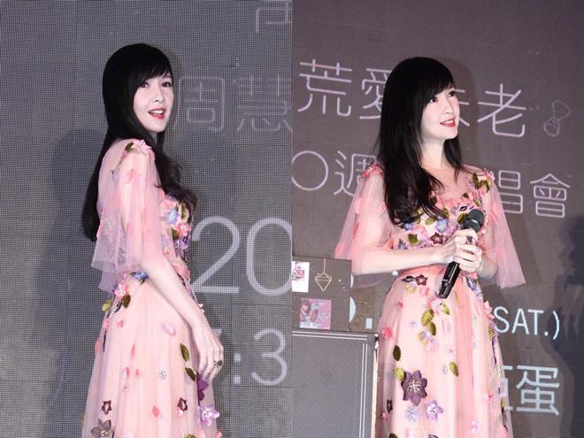 Châu Huệ Mẫn: Tôi thà sống với 20 con mèo còn hơn sinh một đứa trẻ-6