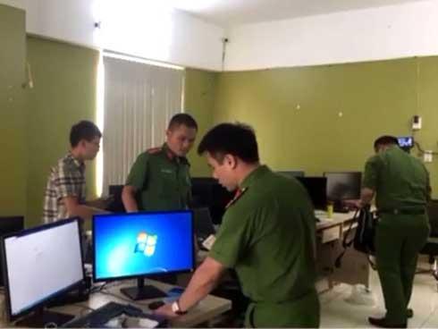 Nghệ sĩ Hồng Tơ bị bắt vì đánh bạc-2