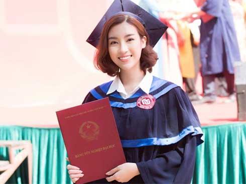 Hoa hậu Đỗ Mỹ Linh: 'Bố mẹ nâng điểm tưởng là tốt, hóa ra giết con'