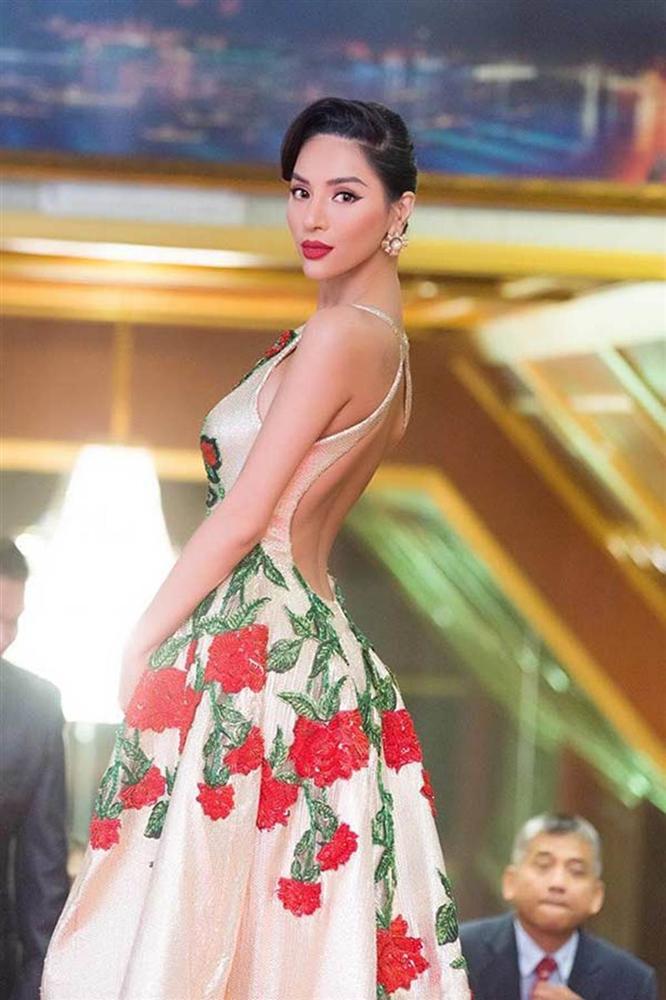 Phi Thanh Vân, Lệ Quyên, Ngân 98... gặp sự cố vì sửa mũi-10