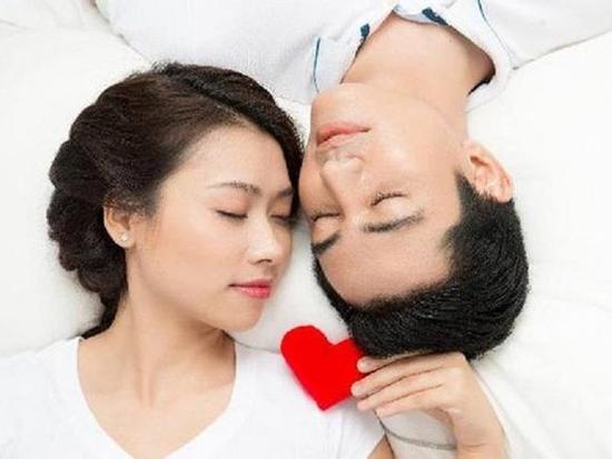 Nước mắt của người vợ sau 2 tháng ngủ với chồng mà vẫn còn trinh