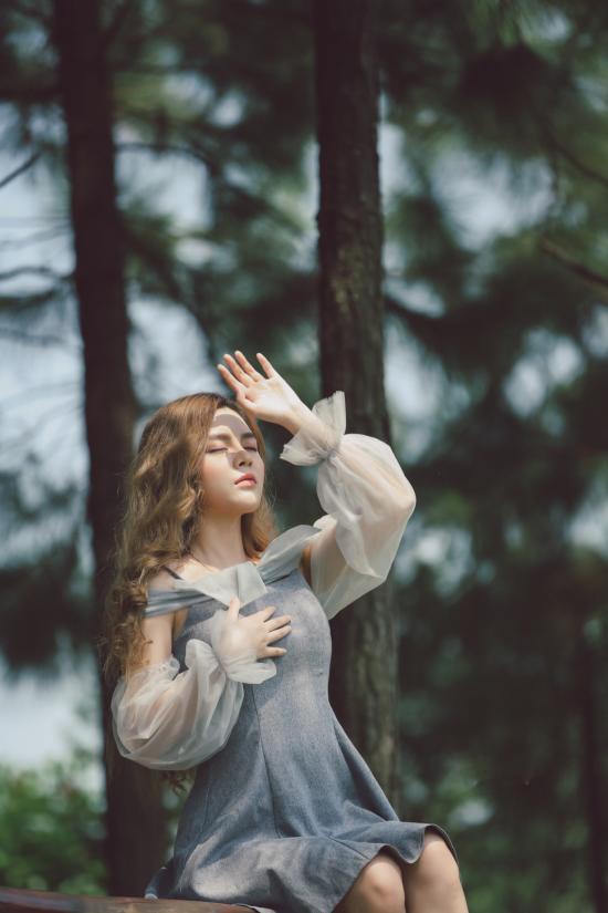 Hot girl chết lõa thể trong Mê Cung: Gái làng chơi nhẵn mặt khán giả, từng lên chầu Táo Quân-6