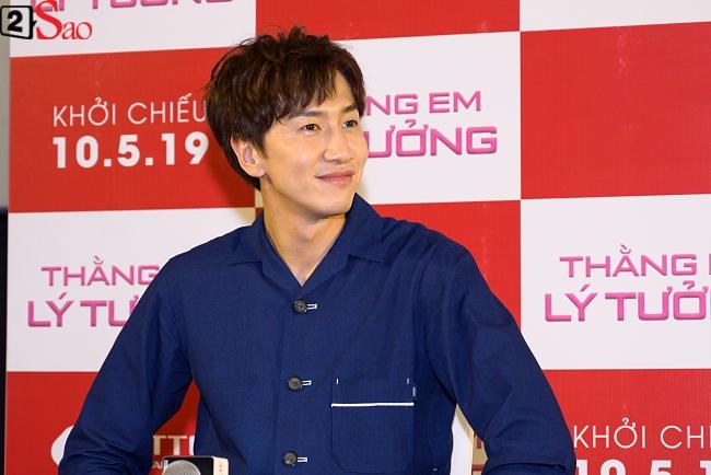 Hươu cao cổ Lee Kwang Soo giao lưu với khán giả Việt, chia sẻ về vai diễn thiểu năng trí tuệ-2