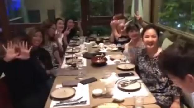 Lộ diện em trai Hari Won và bạn gái người Việt trong bữa ăn cùng Trấn Thành-1