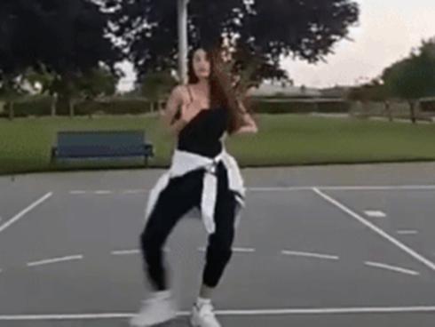 Phạm Hương nhảy sexy, khoe thân hình thon gọn sau tin sinh con