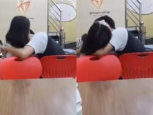 Vật ngửa nhau ra hôn lấy hôn để trong quán cà phê, đôi nam nữ khiến người ngồi cạnh đỏ mặt chẳng dám nhìn-2