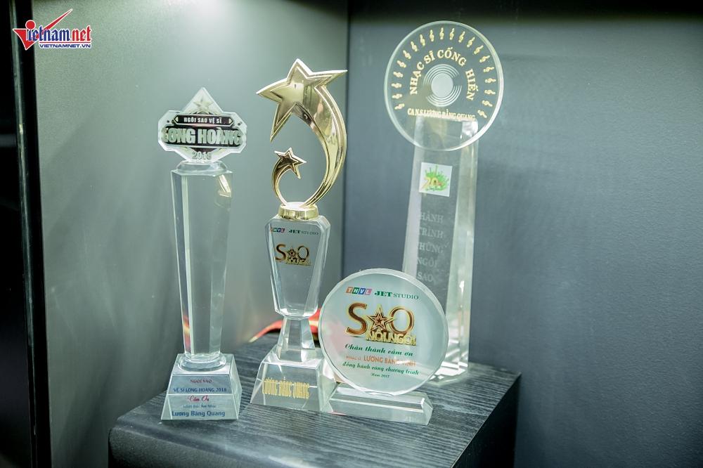 Căn hộ sexy khiến cô nào vào cũng đẹp của Lương Bằng Quang-4