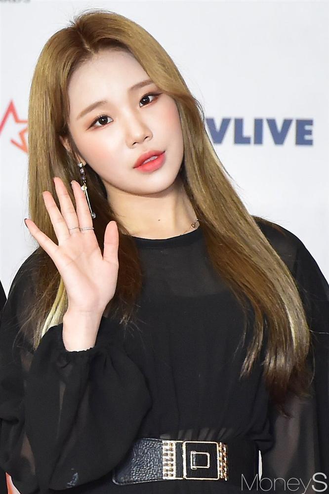 Cuộc lột xác không tưởng của 3 Idol từng bị chê xấu nhất Kpop-11