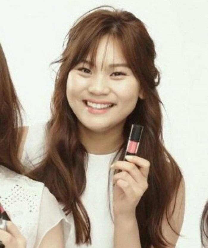 Cuộc lột xác không tưởng của 3 Idol từng bị chê xấu nhất Kpop-14